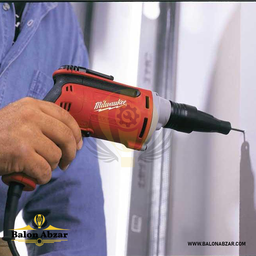  کار با پیچ‌گوشتی برقی (اسکروگان) 725 وات میلواکی مدل DWSE400Q 